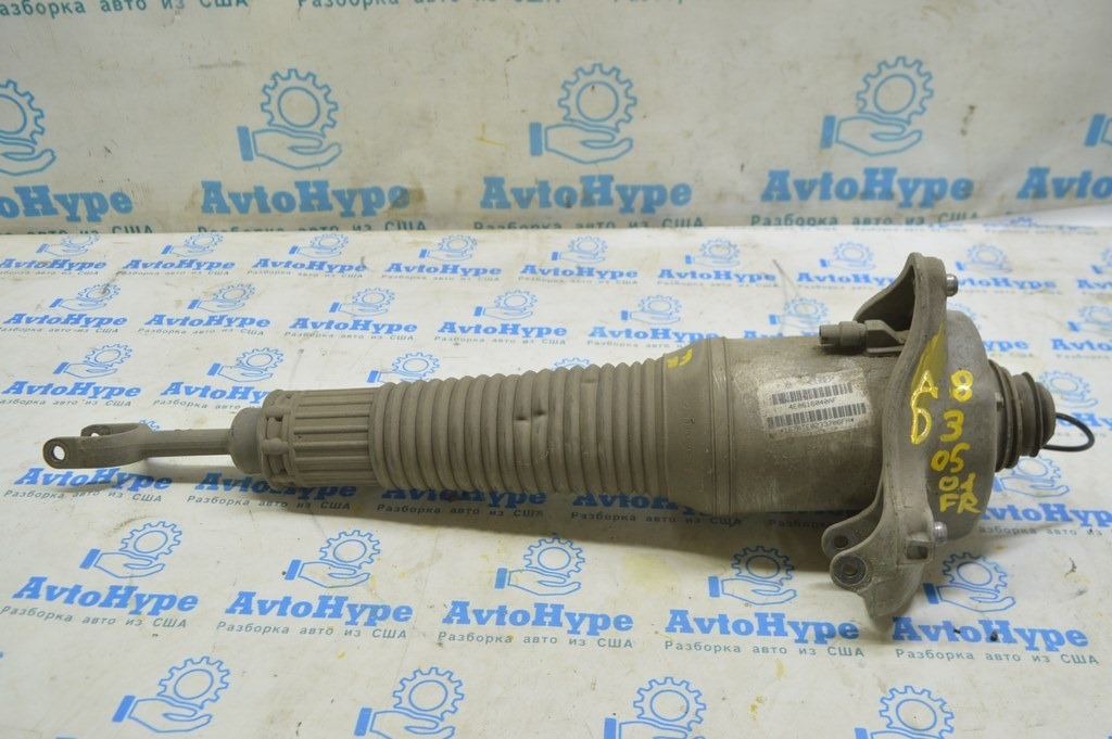 Пневмостойка передняя прав Audi A8 D3 03-09 (01)