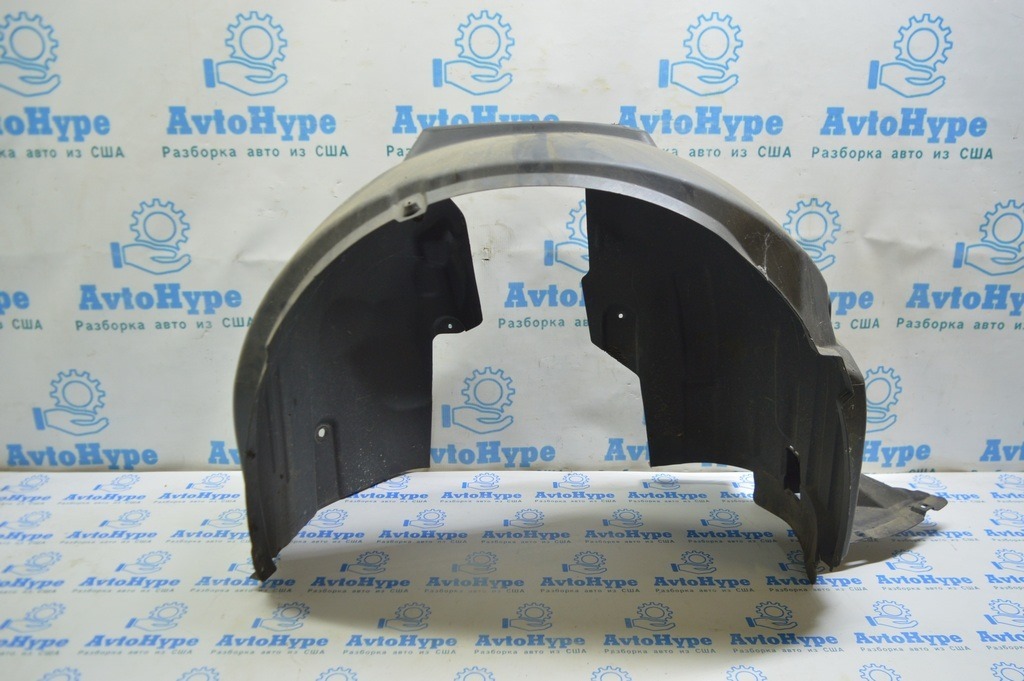 Подкрылок передний правый Audi A3 8V 15-16 4d