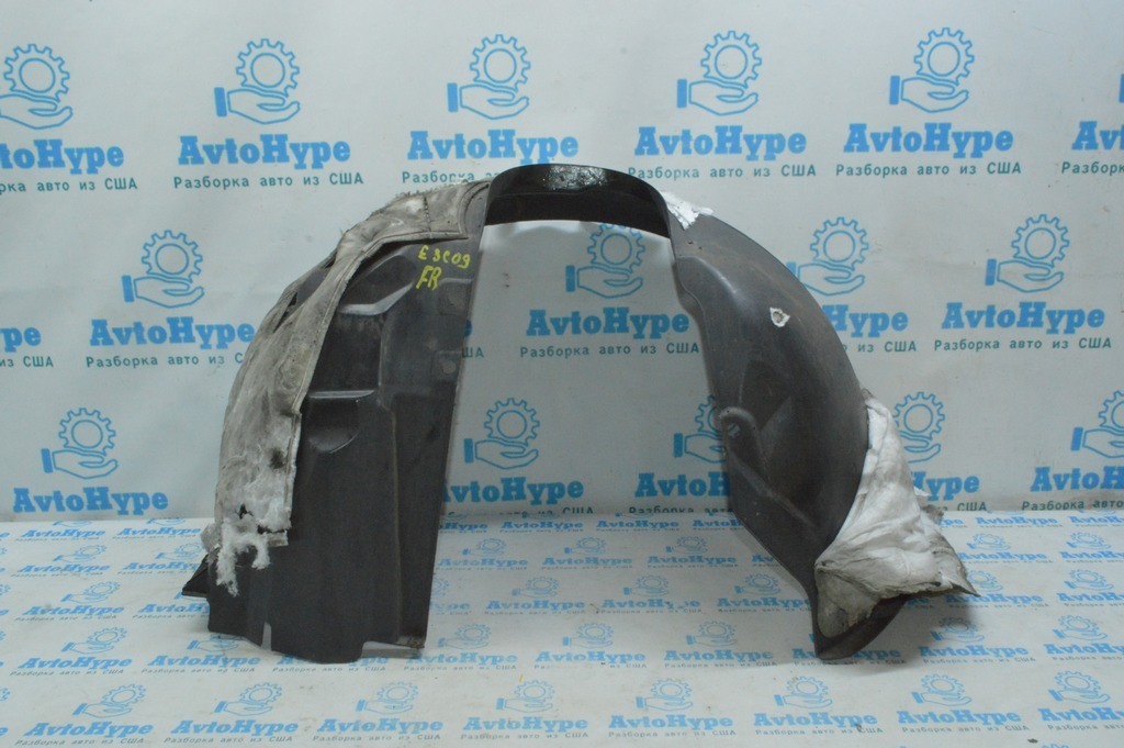 Подкрылок передний правый Ford Escape MK3 13- (09)