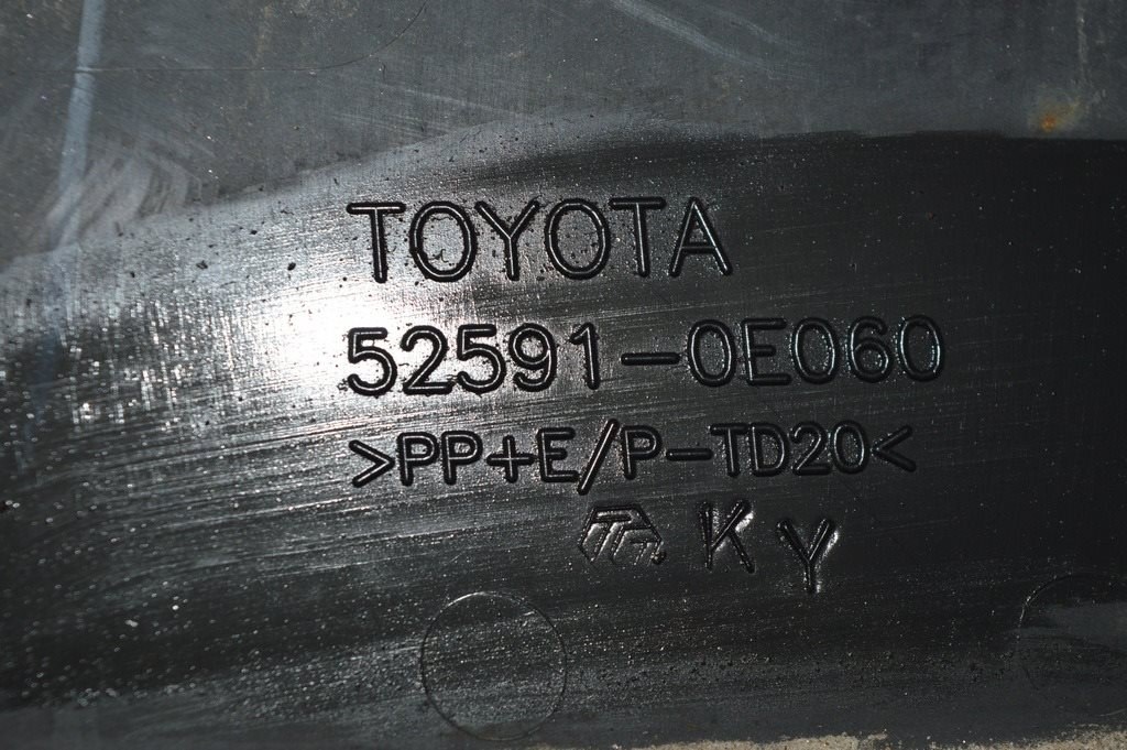 Подкрылок заднего бампера правый Toyota Highlander 14-19 — фото 3