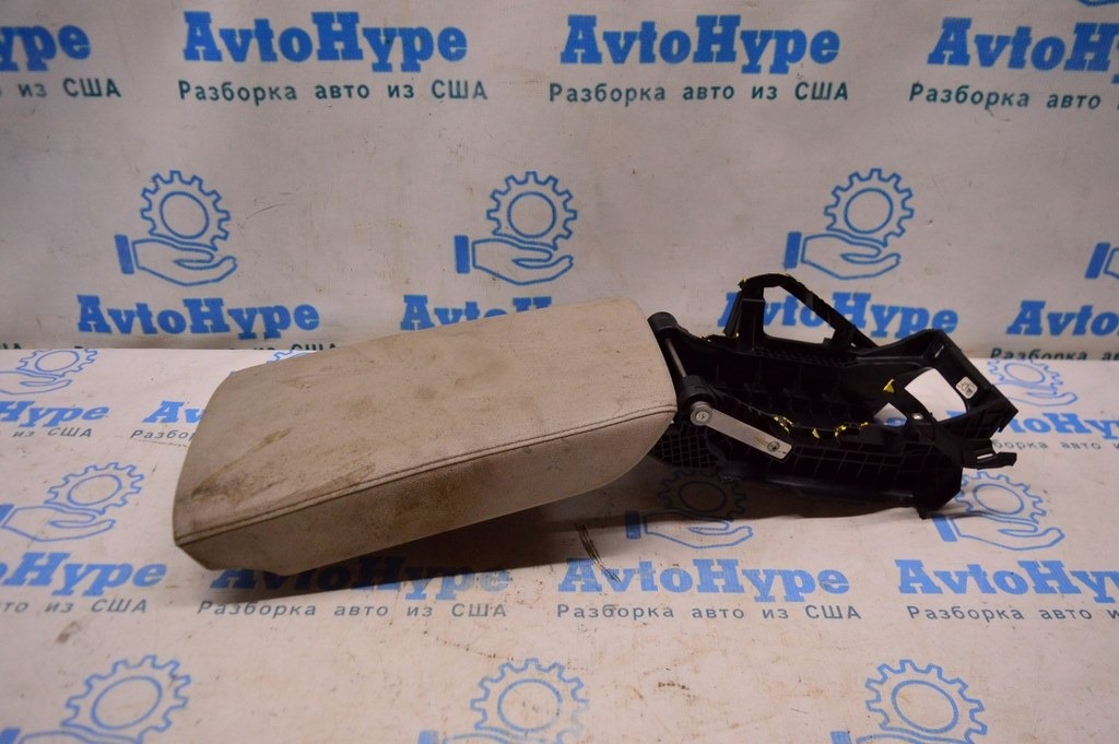 Подлокотник Honda Accord 18- беж кожа (02)