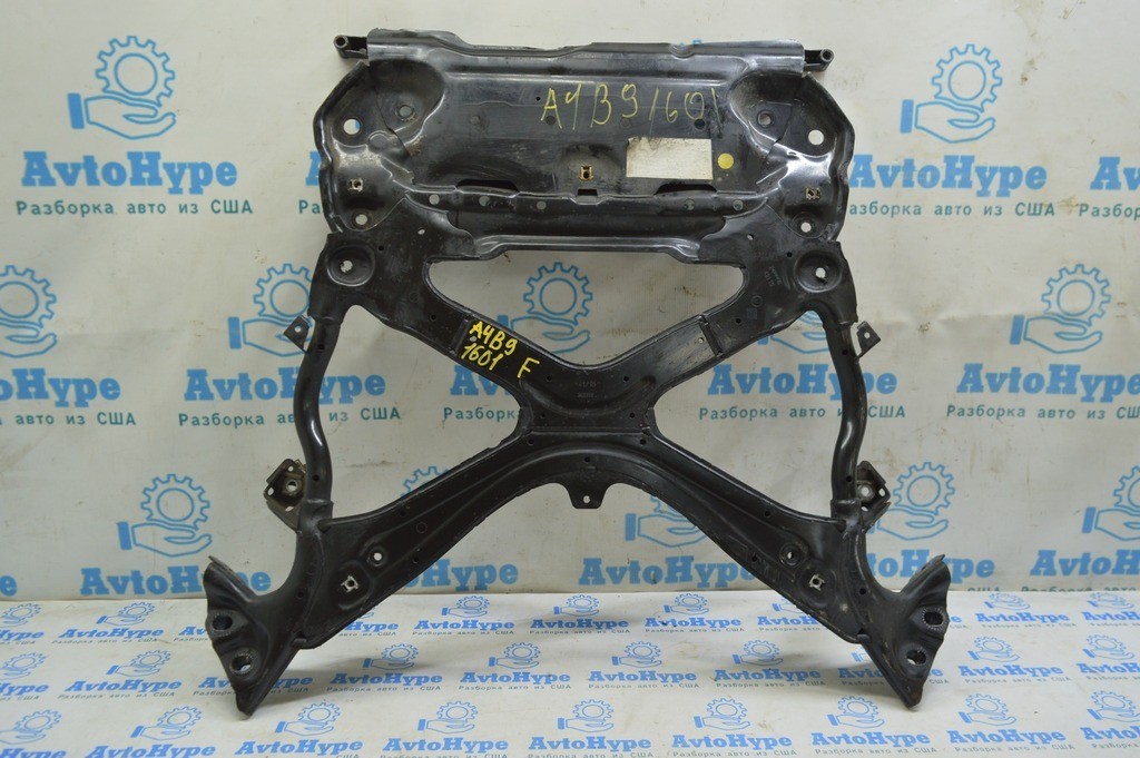 Подрамник передний Audi A4 B9 17-