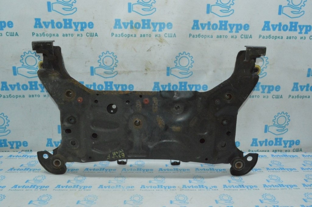 Подрамник передний Ford Escape MK3 13- (08)