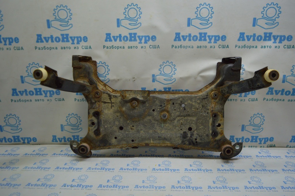Подрамник передний Ford Escape MK3 13- (10)