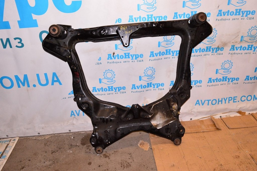 Подрамник передний Nissan Pathfinder 13- FWD