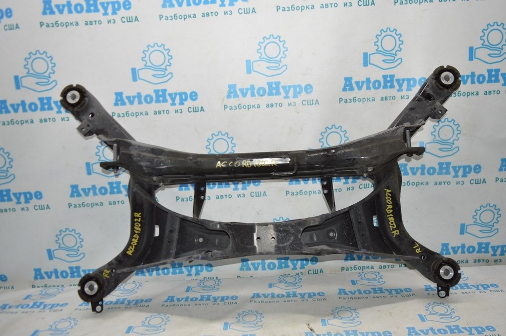 Подрамник задний Honda Accord 18- (02)