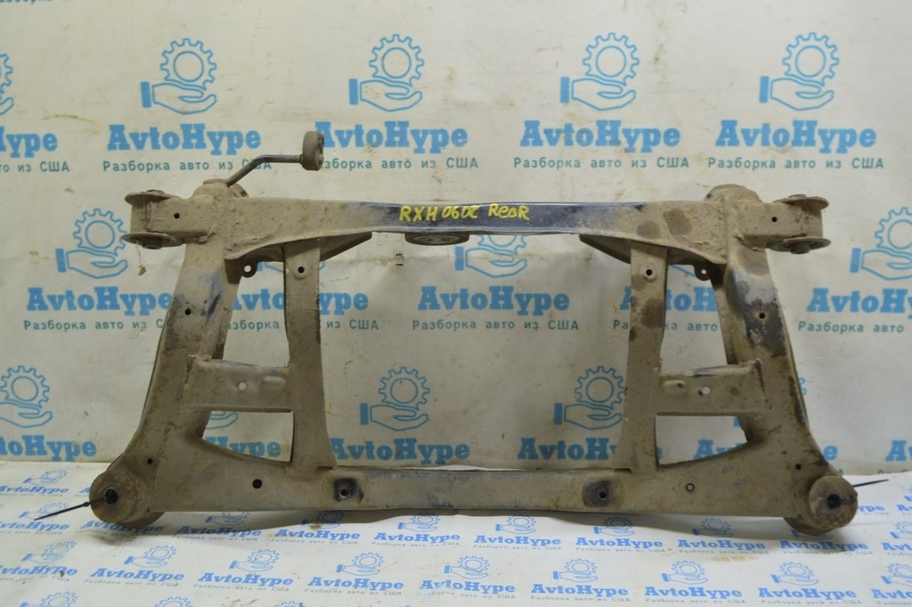 Подрамник задний Lexus RX300 RX330 RX350 RX400h 04-09 AWD (02) ржавчина