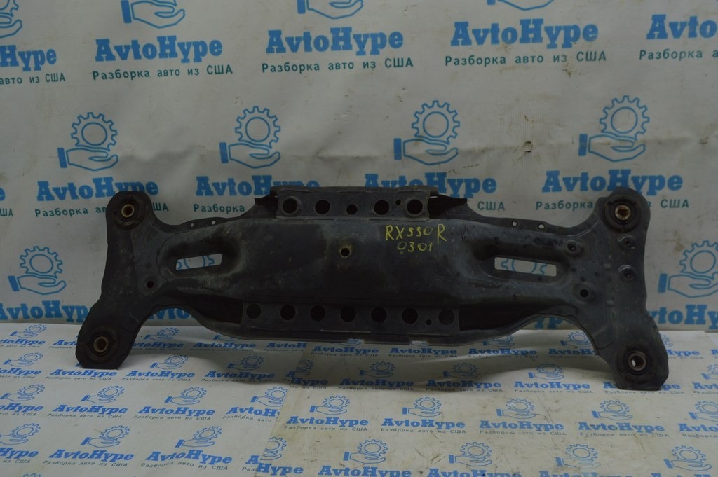 Подрамник задний Lexus RX300 RX330 RX400h 04-09 FWD