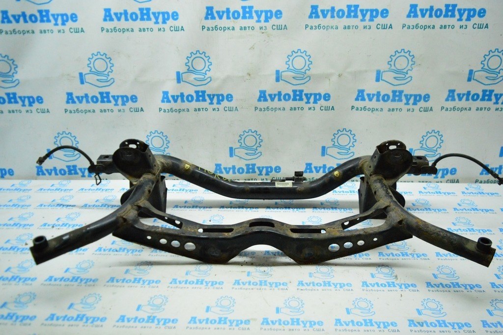 Подрамник задний VW Tiguan 09-17 FWD (04)