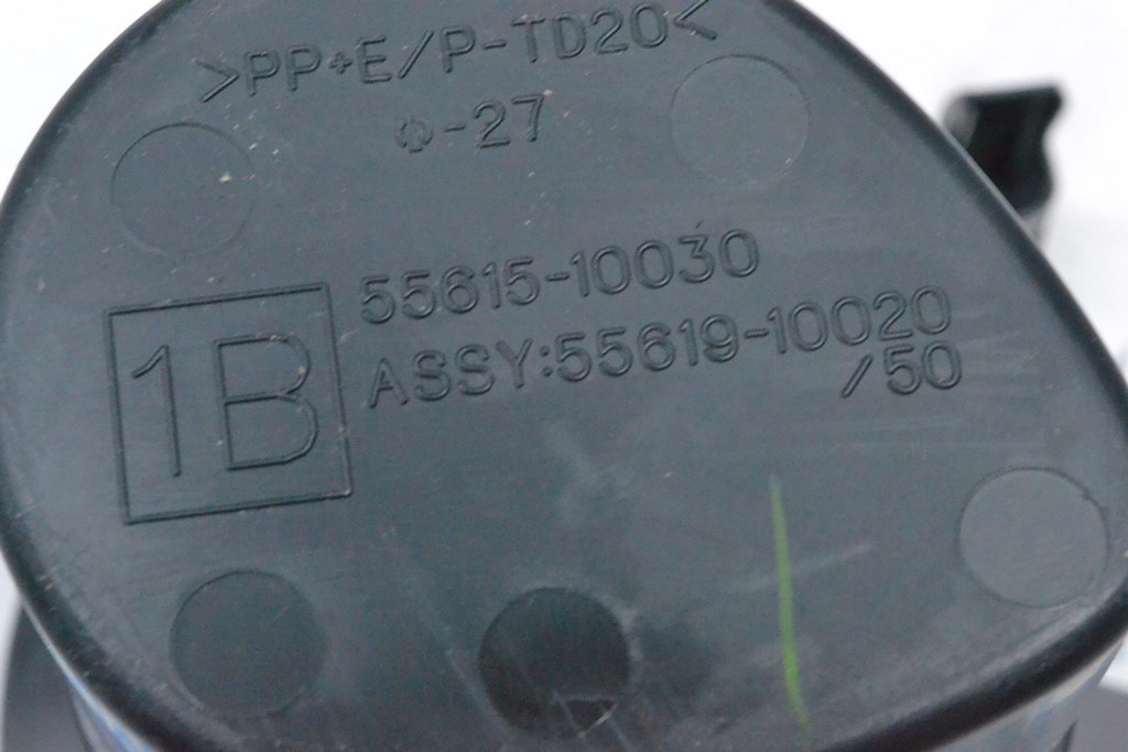 Подстаканник центральной консоли задний Toyota C-HR 18-23 55615-10030 — фото 3