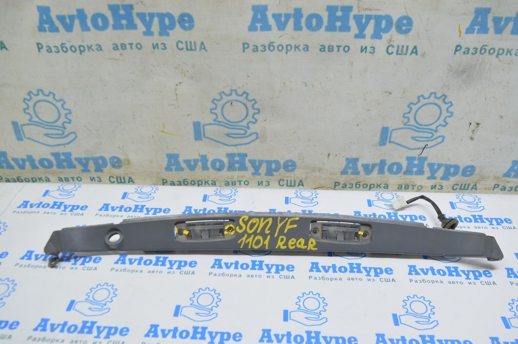 Подсветка номера крышки багажника Hyundai Sonata 11-15 с кнопкой