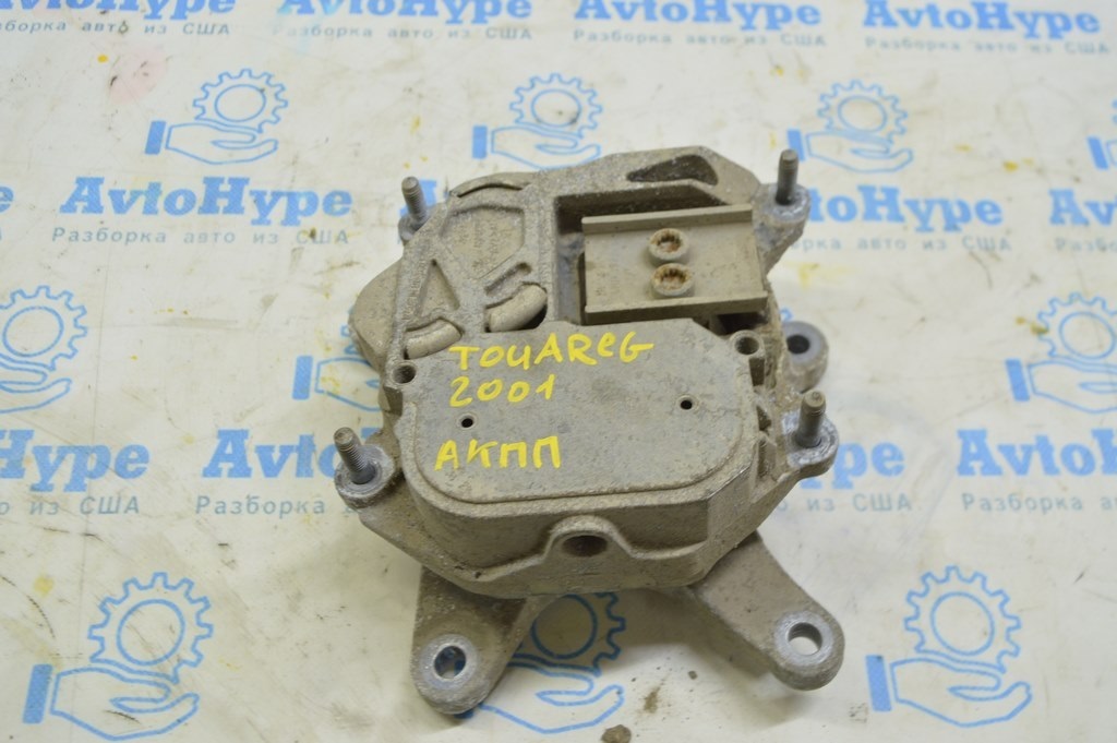 Подушка АКПП VW Touareg 18- 3.0d (01)