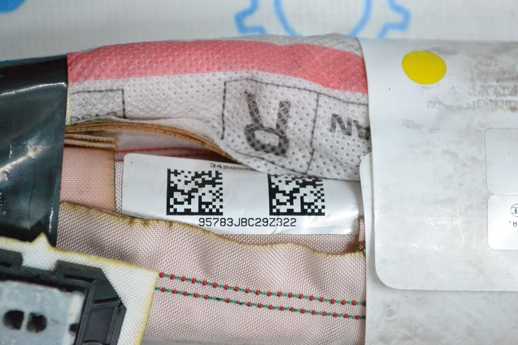 Подушка безопасности airbag боковая шторка правая Nissan Qashqai 21- (01) — фото 3