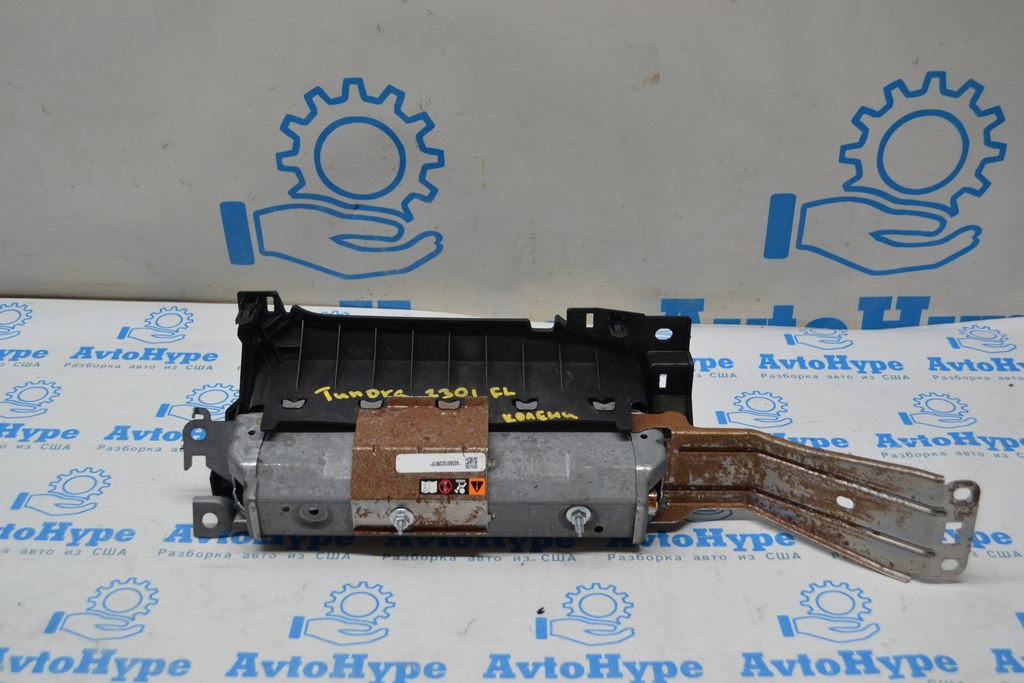 Подушка безопасности airbag коленная водительская лев Toyota Tundra 22- (01) — фото 2