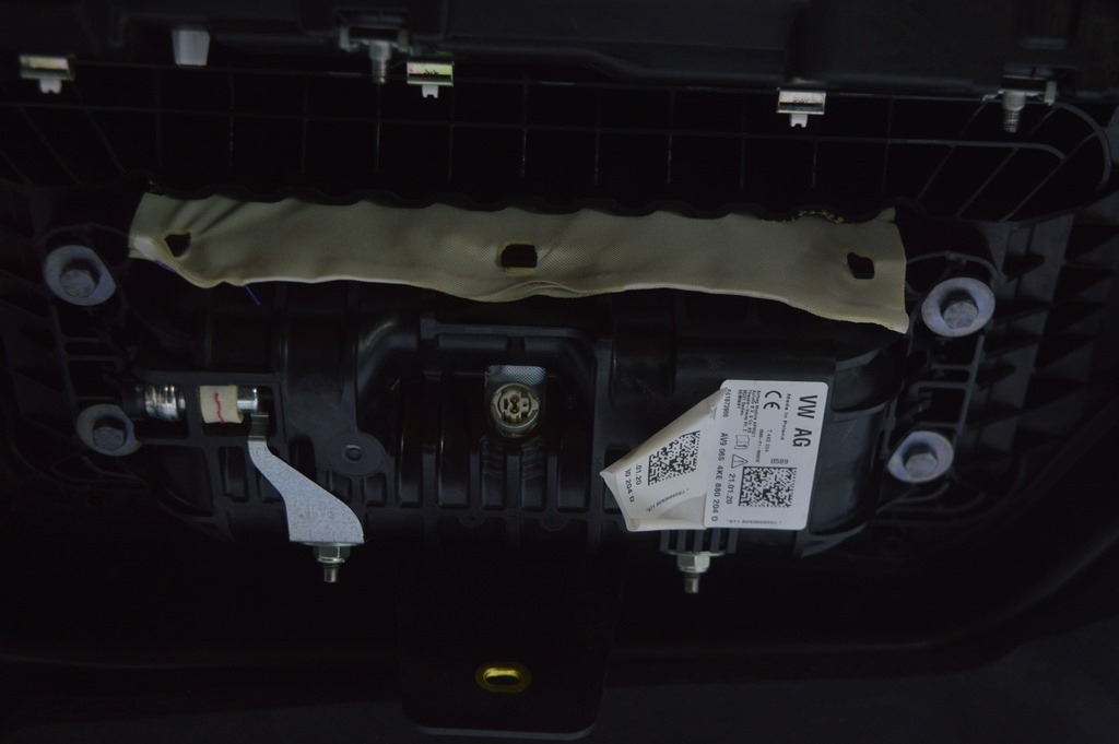 Подушка безопасности airbag пассажирская (в торпеде) Audi E-Tron (Q8) GEN 18-