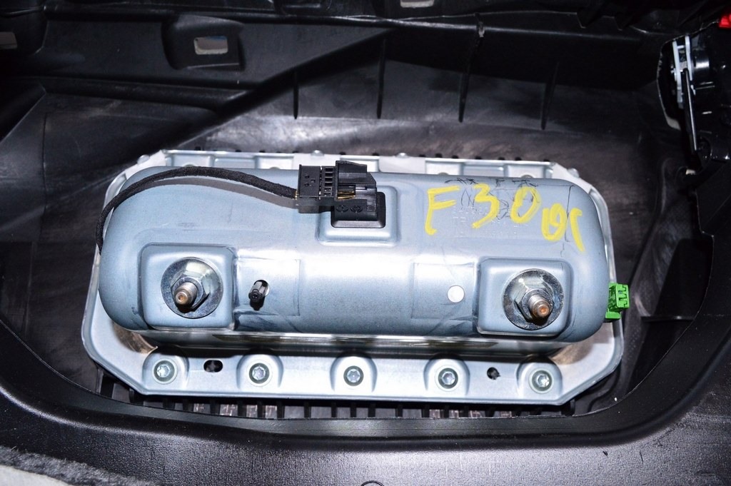 Подушка безопасности airbag пассажирская (в торпеде) BMW 3 F30 12-19