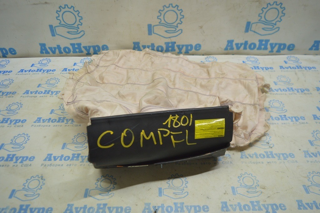 Подушка безопасности airbag пассажирская в торпеде Jeep Compass 17- стреляная (01)