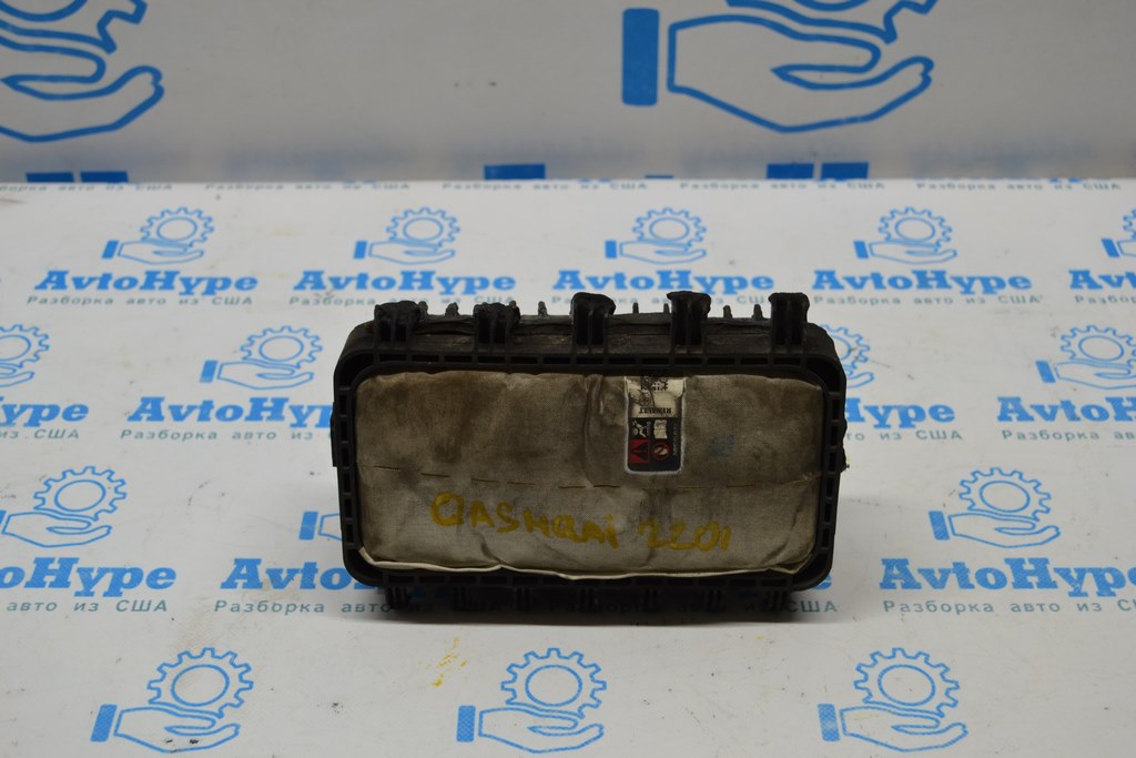 Подушка безопасности airbag пассажирская (в торпеде) Nissan Qashqai 21- (01) подгорела