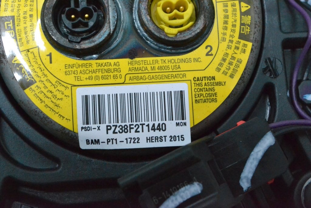 Подушка безопасности airbag в руль водительская Ford Mustang mk6 15-17 (02) — фото 3