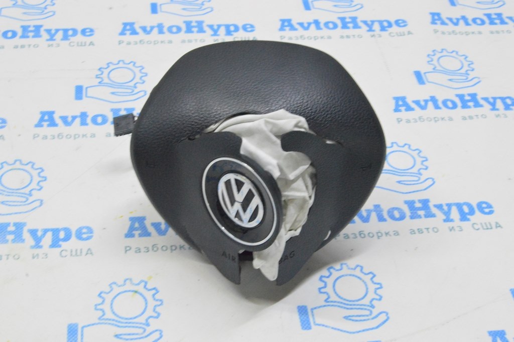 Подушка безопасности airbag в руль водительская VW Jetta 19- стрельнувшая (02)