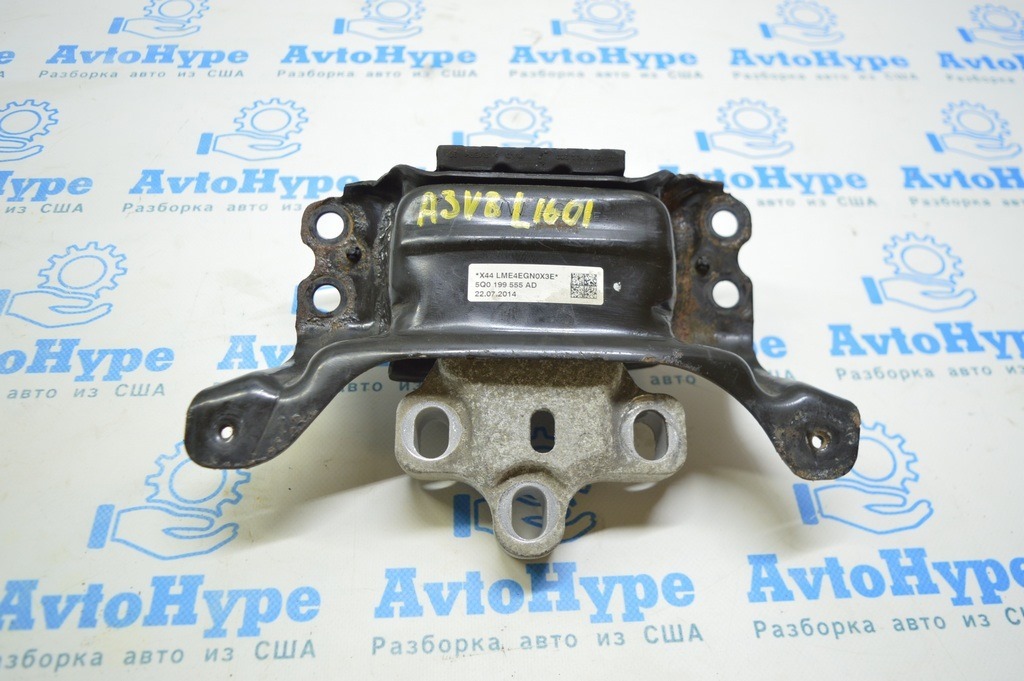 Подушка двигателя левая Audi A3 8V 15-20 1.4T, 1.8T, 2.0T (01)