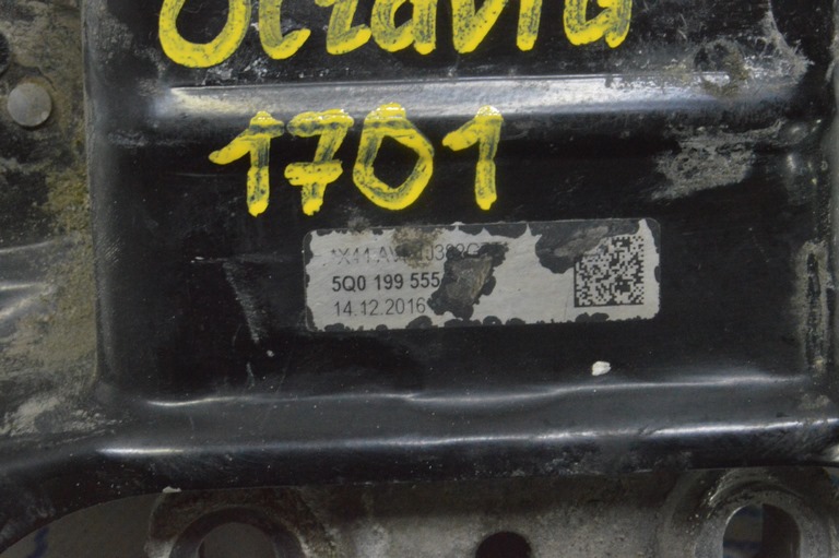 Подушка двигателя левая Skoda Octavia III A7 13-20 — фото 3