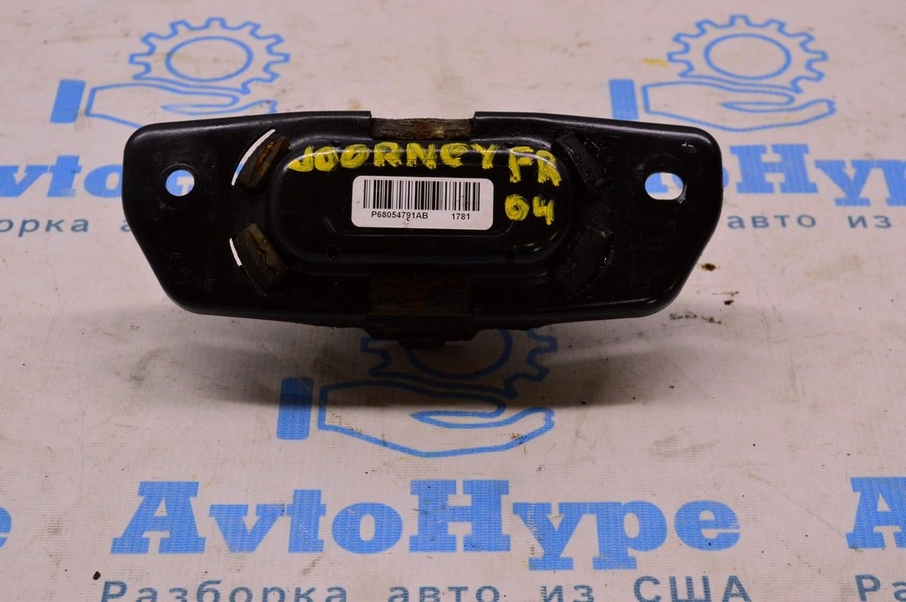 Подушка двигателя правая Dodge Journey 11- 3.6 (04)