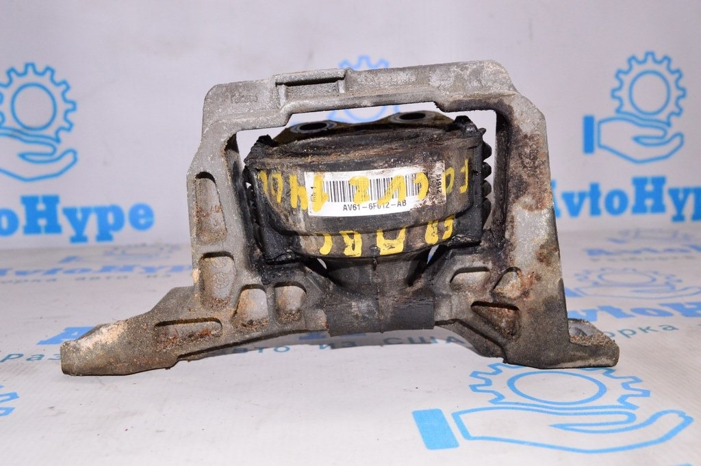 Подушка двигателя правая Ford Focus mk3 11-18 2.0 (06) потекла