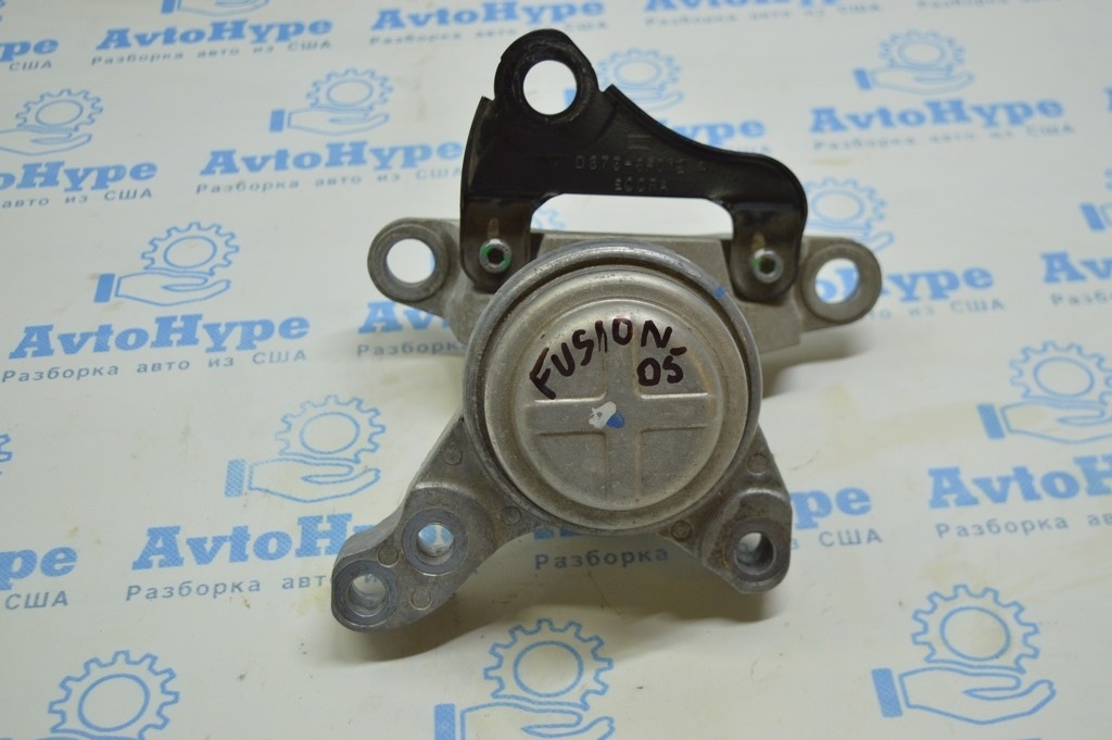 Подушка двигателя правая Ford Fusion mk5 13- 1.5Т,1.6