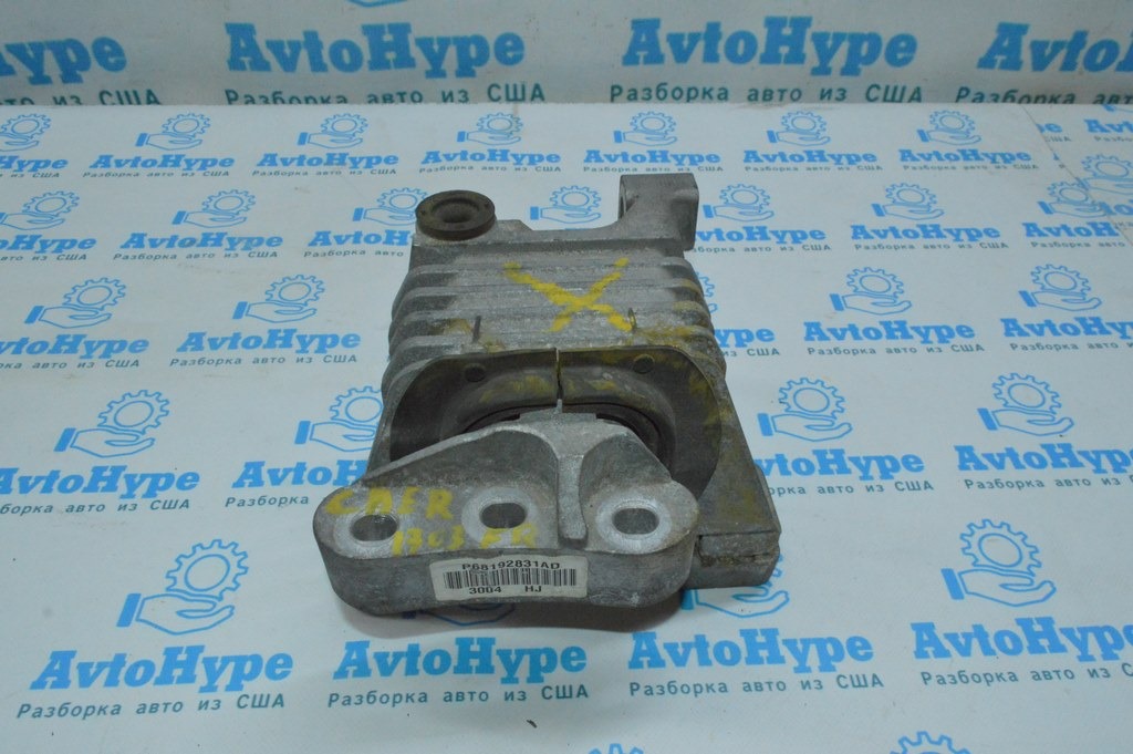 Подушка двигателя правая Jeep Cherokee KL 14- 2.4 (03) деф
