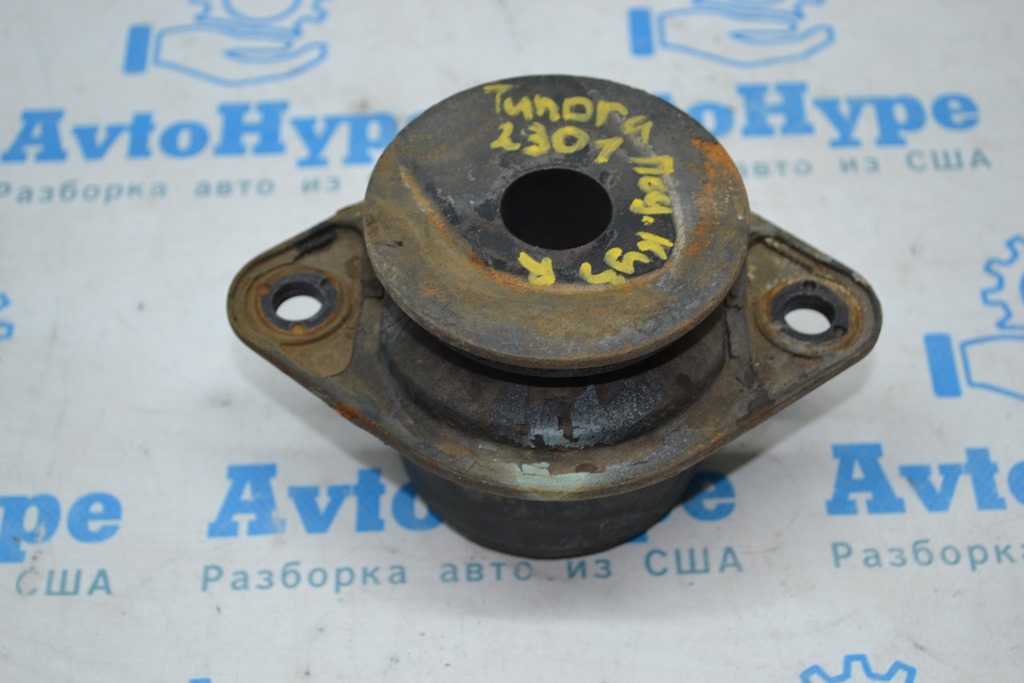 Подушка кузова Toyota Tundra 22- вторая
