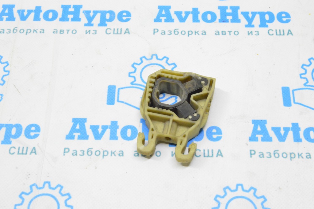 Подушка радиатора верхняя левая подушка+пластик Audi A3 8V 15-20 — фото 3