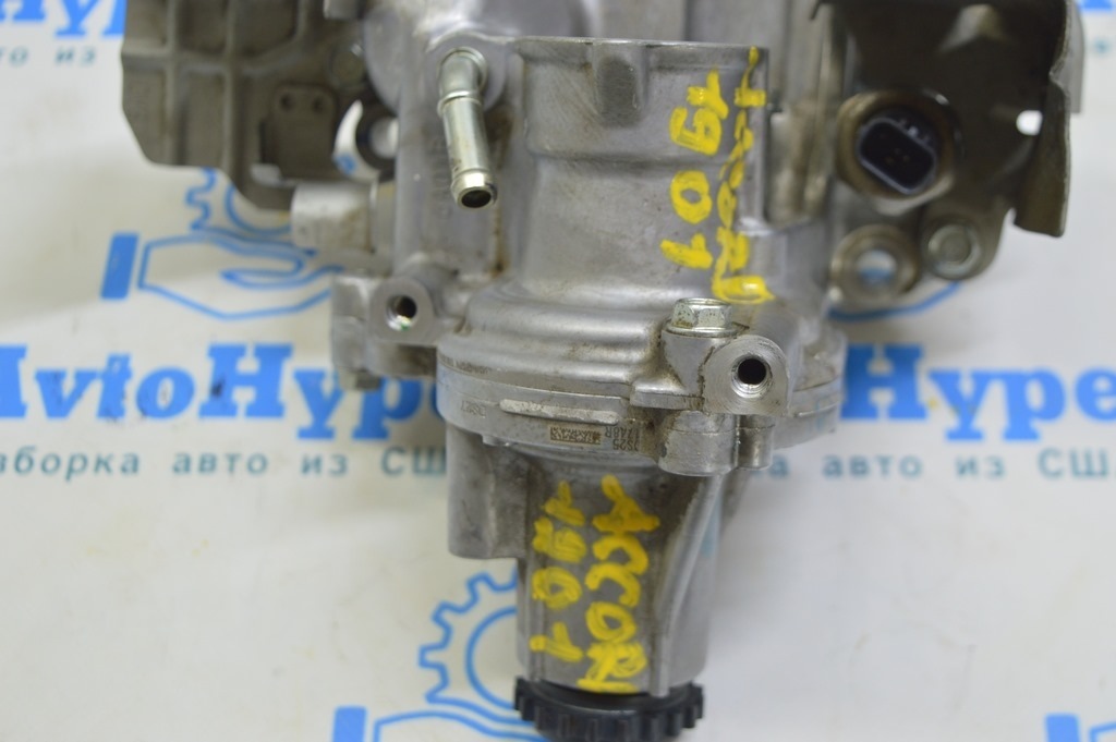 Помпа водяная Honda Accord 18- 1.5T (01) без шкива — фото 3
