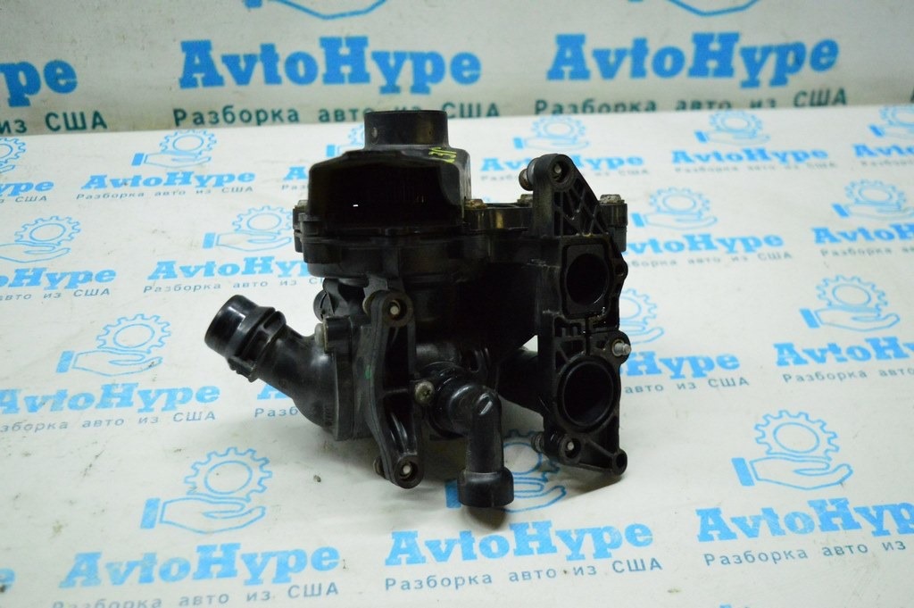 Помпа водяная пластик VW Jetta 11-18 USA 1.8T