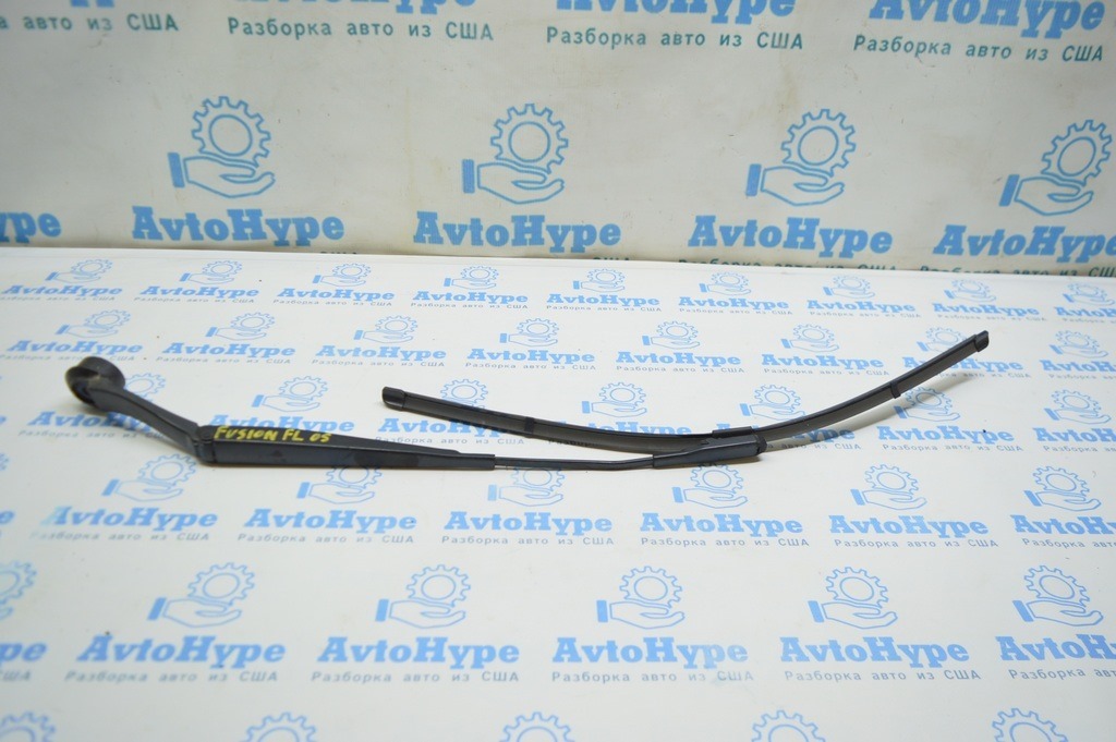Поводок дворника лев Ford Fusion mk5 13-