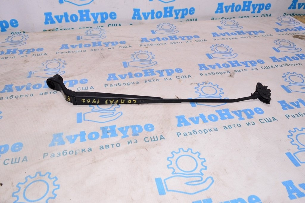 Поводок дворника лев Jeep Compass 11-16