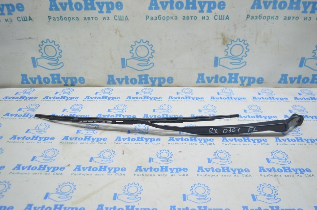 Поводок дворника левый Lexus RX300 RX330 RX350 RX400H 04-09