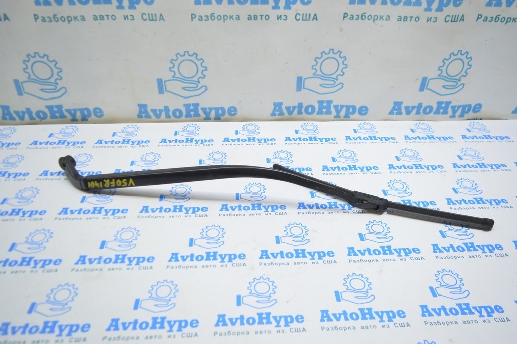 Поводок дворника прав Toyota Camry v50 12-14 usa\euro