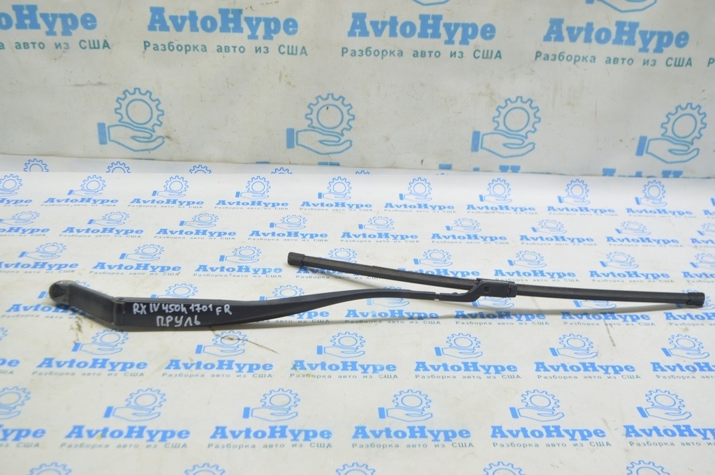 Поводок дворника правый Lexus RX350 RX450h 16-22 (01) правый руль