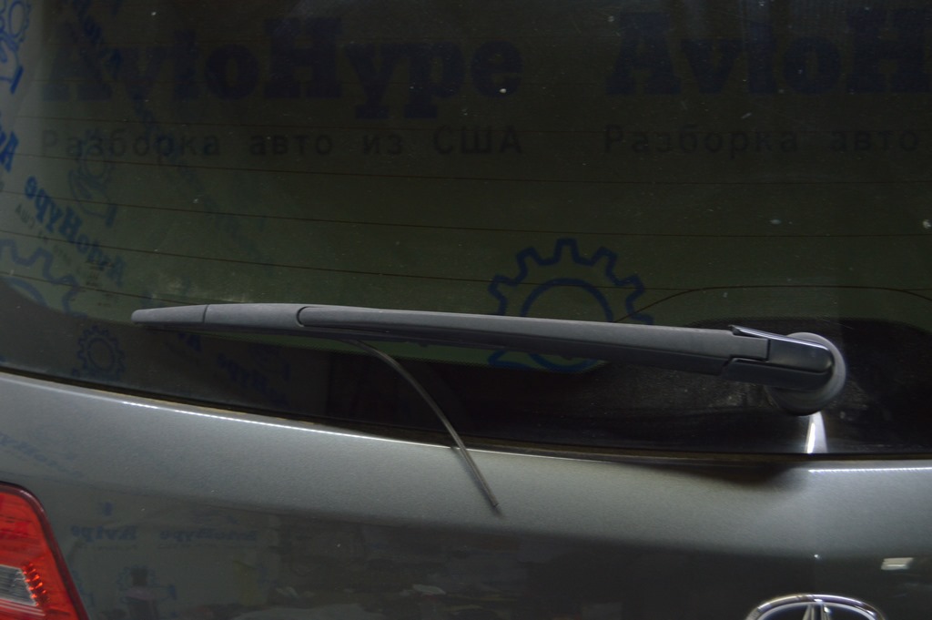 Поводок дворника зад Acura MDX 07-13