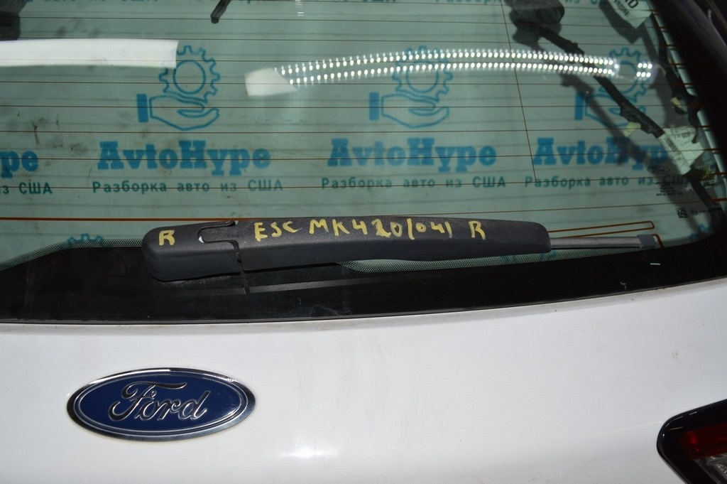 Поводок дворника зад Ford Escape MK4 20-