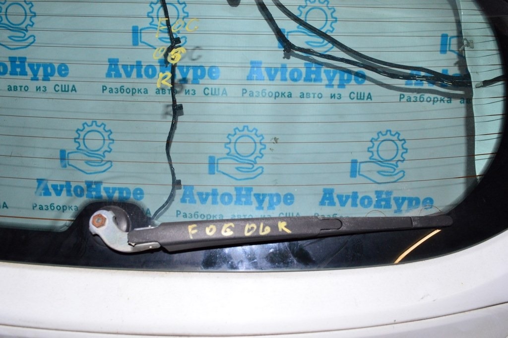 Поводок дворника зад Ford Focus mk3 11-18