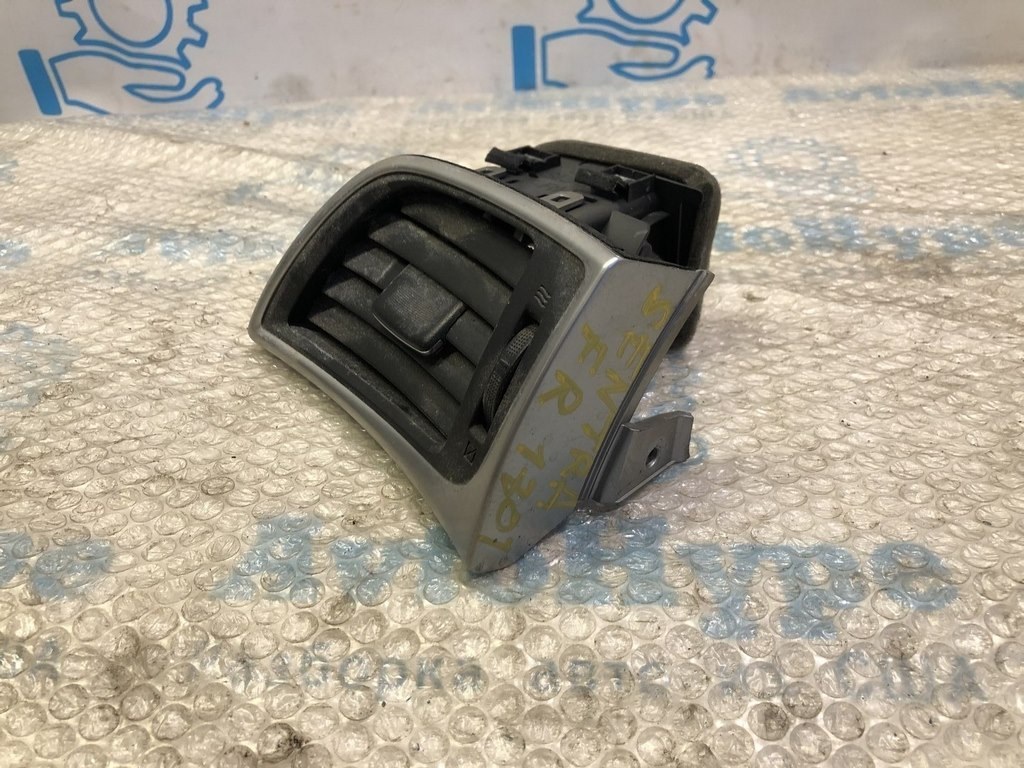 Правый воздуховод торпеды Nissan Sentra 13-19