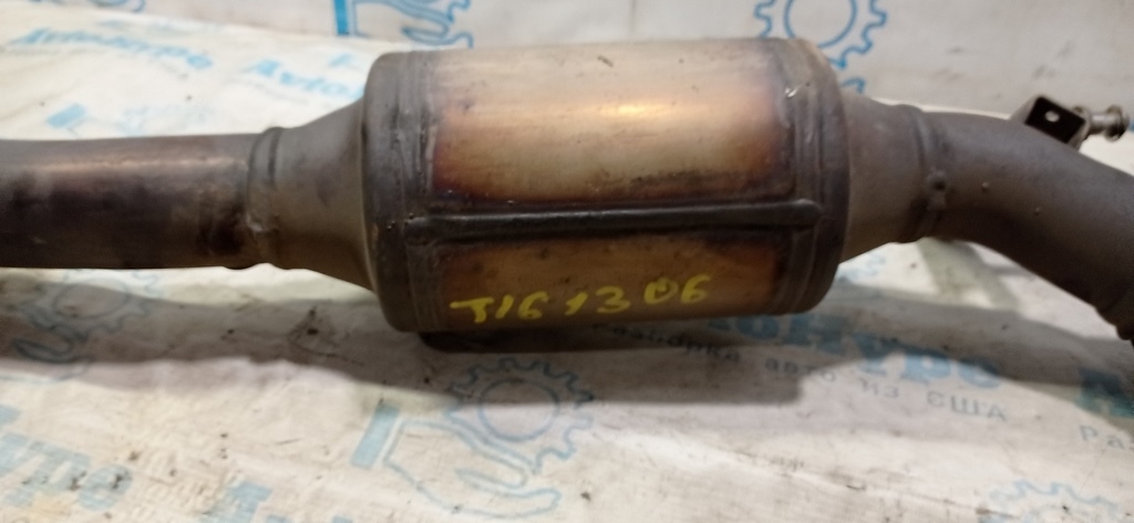 Приемная труба с катализатором VW Tiguan 09-17 ( на ней 2 катализатора) 1K0131701DN (02) — фото 2