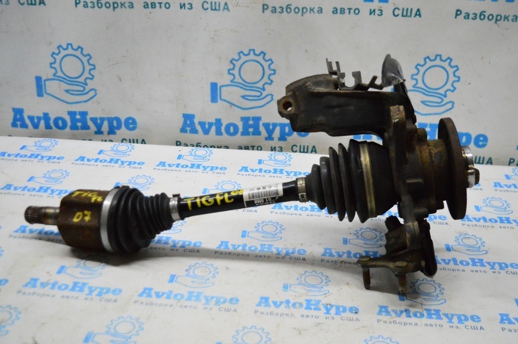 Привод полуось перед лев VW Tiguan 09-17 FWD акпп (07) трещина в пыльнике