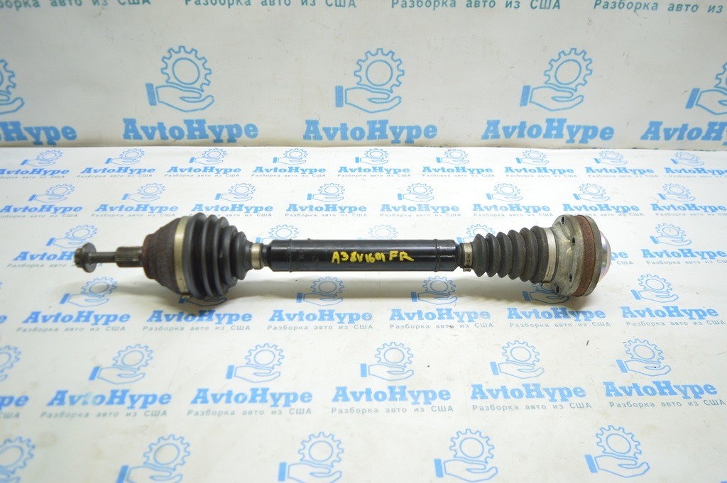 Привод полуось передняя правая Audi A3 8V 15-20 2.0T AWD (01)