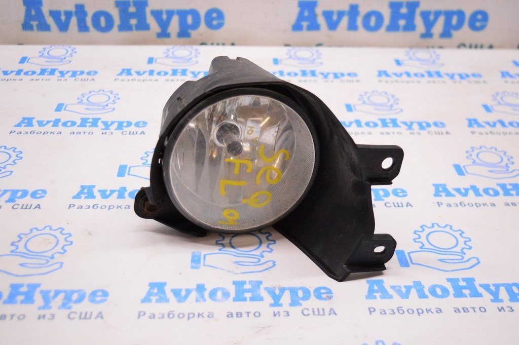 Противотуманная фара птф левая Toyota Sequoia 2008-2016 (01)