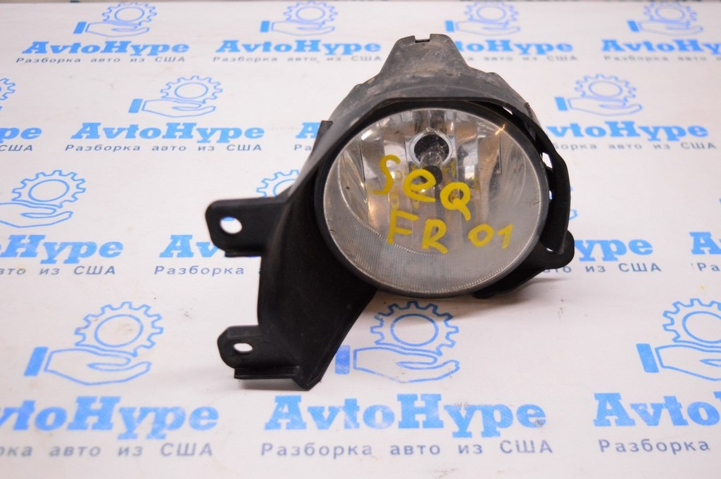 Противотуманная фара птф правая Toyota Sequoia 2008-2016 (01)