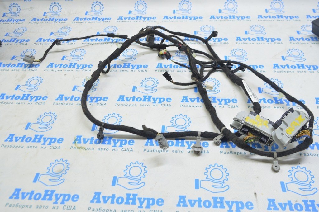 Проводка двери багажника Jeep Compass 17- (01)