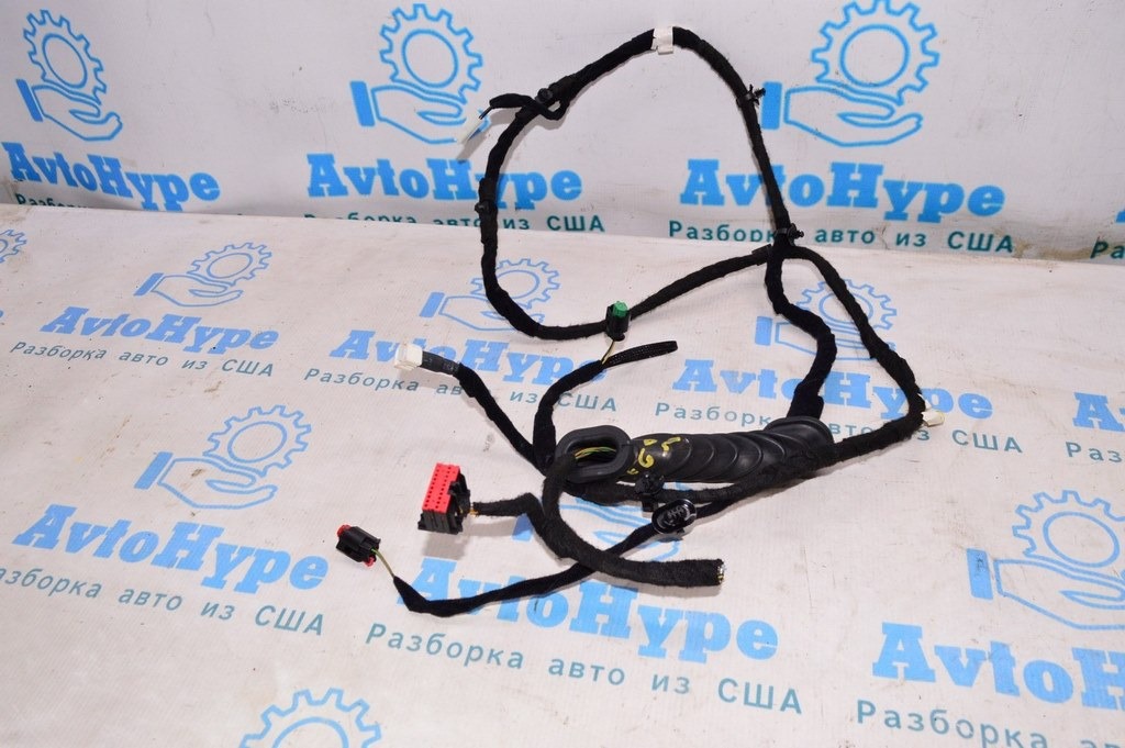 Проводка двери багажника Jeep Renegade 18-20 рест под камеру и keyless (05)